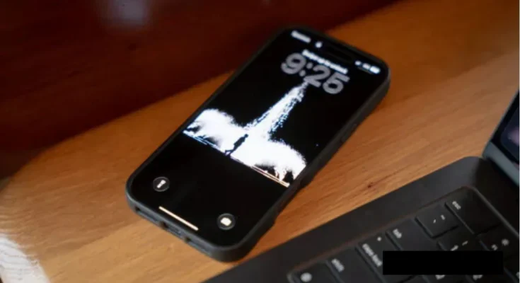 Wallpaper Wednesday Android wallpapers 2026-02-18